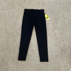 Girls black leggings. Size: (10-12).